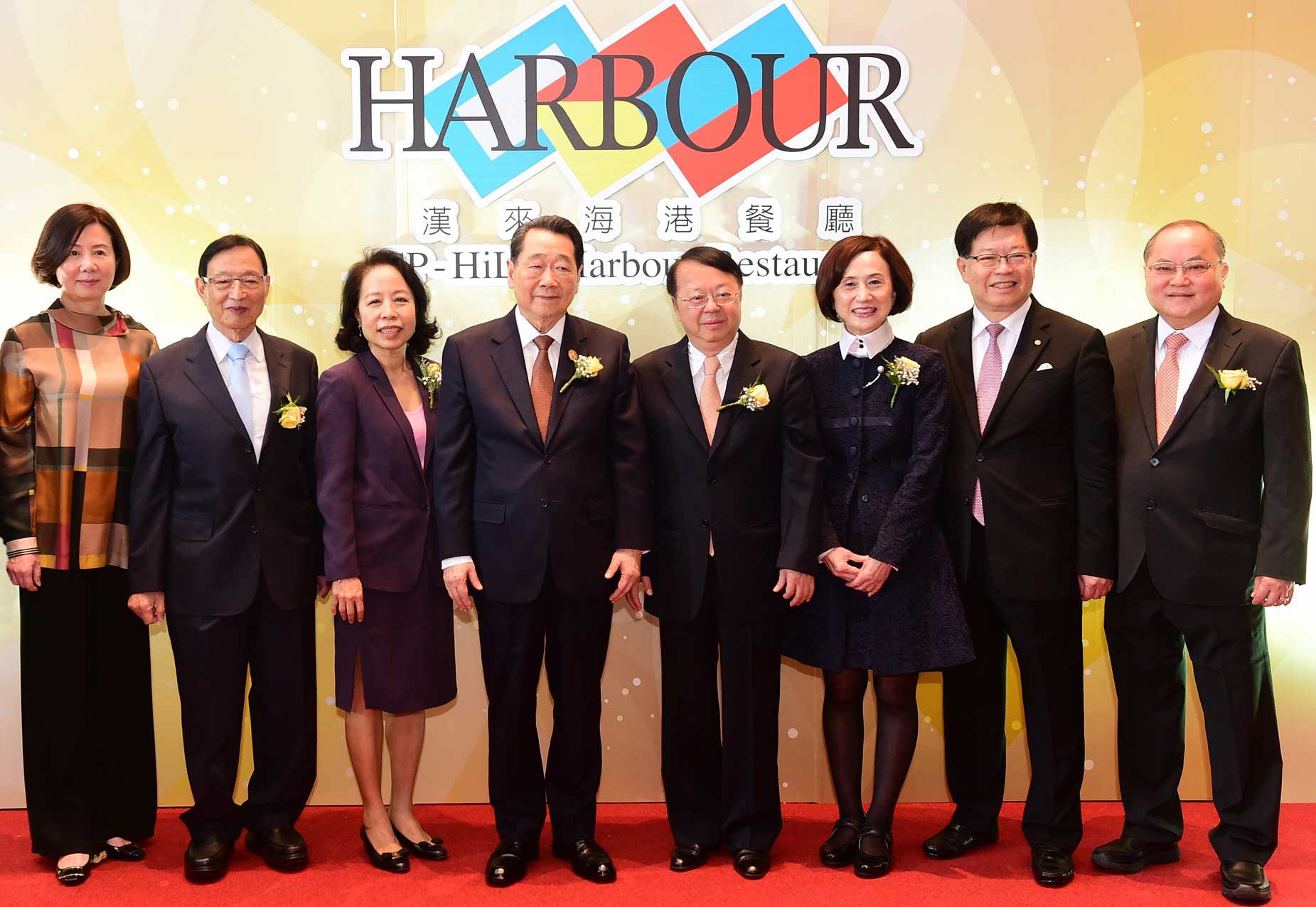 Taiwan’s extravagant buffet restaurant “Harbour” now open at Iconsiam